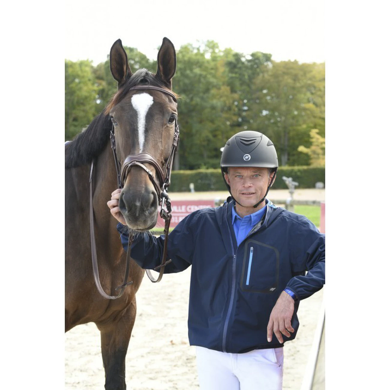 Offres ✔️ Equitation Homme Pro Series Veste Imperméable Pro Series Canter BLEU ⭐ 1 Offres ✔️ Equitation Homme Pro Series Veste Imperméable Pro Series Canter BLEU ⭐